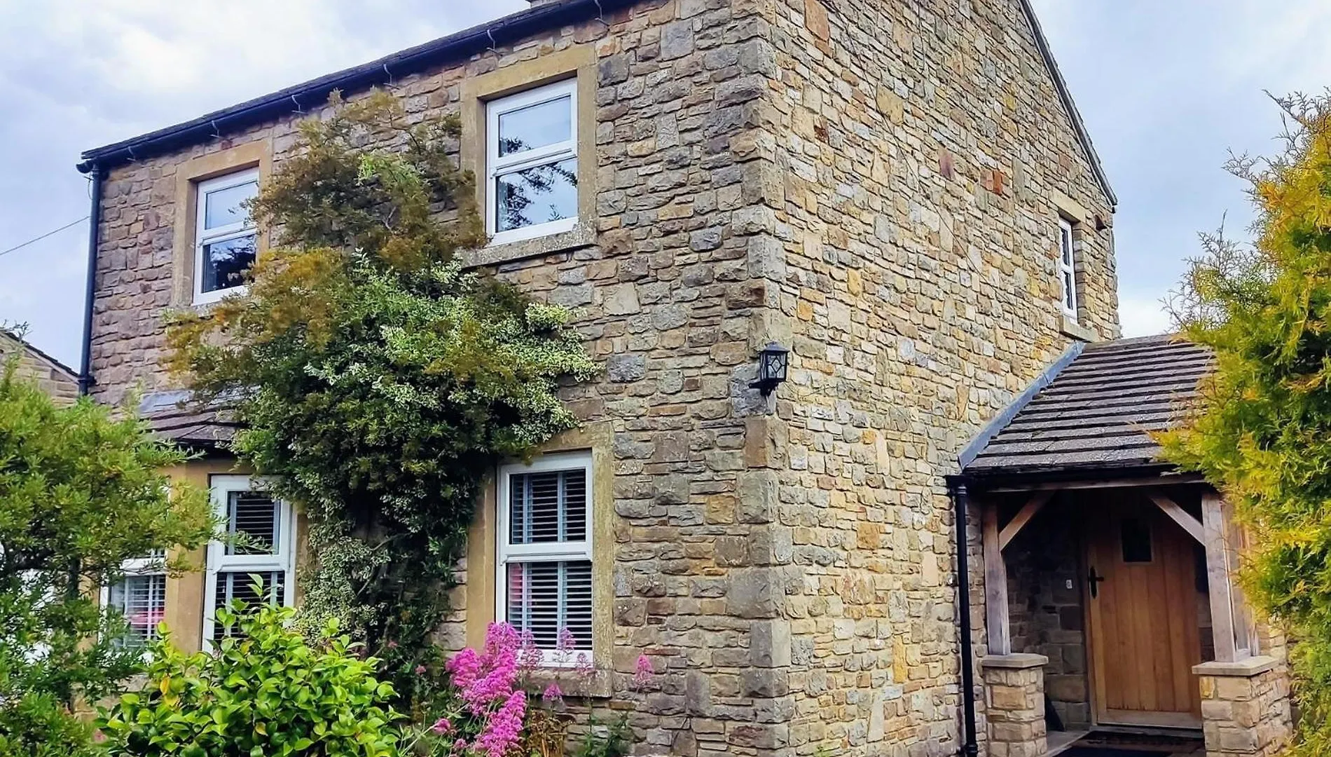Villa 3 Bed In Leyburn 94415 Redmire 0*,